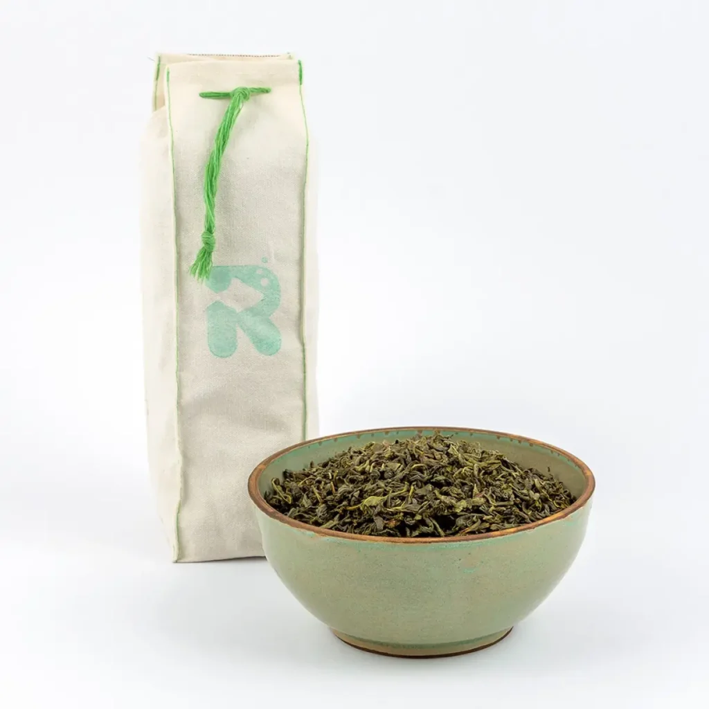 چای سبز دستپیچ لاهیجان